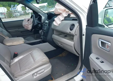 2015 Honda Pilot Touring from USA, damaged, VIN 5FNYF4H93FB002847